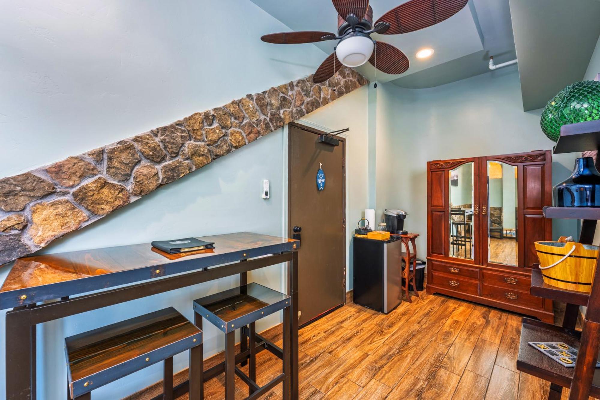 Nomads Hotel ซานเคลเมนที ภายนอก รูปภาพ